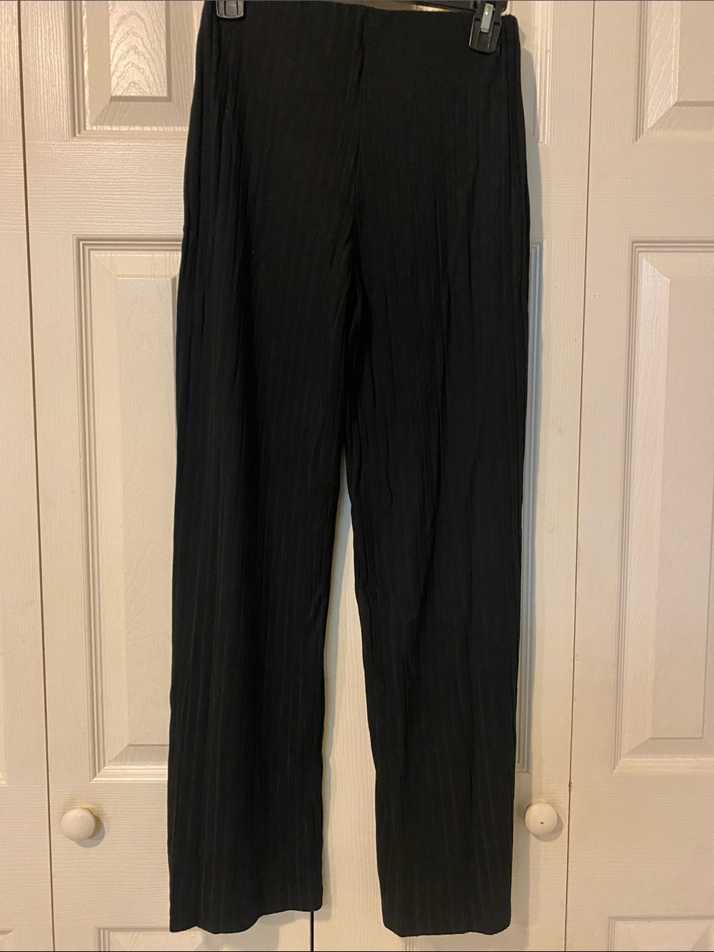 H&M Women’s Black Elastic Waist Straight-Leg Knit Ribbed Pants